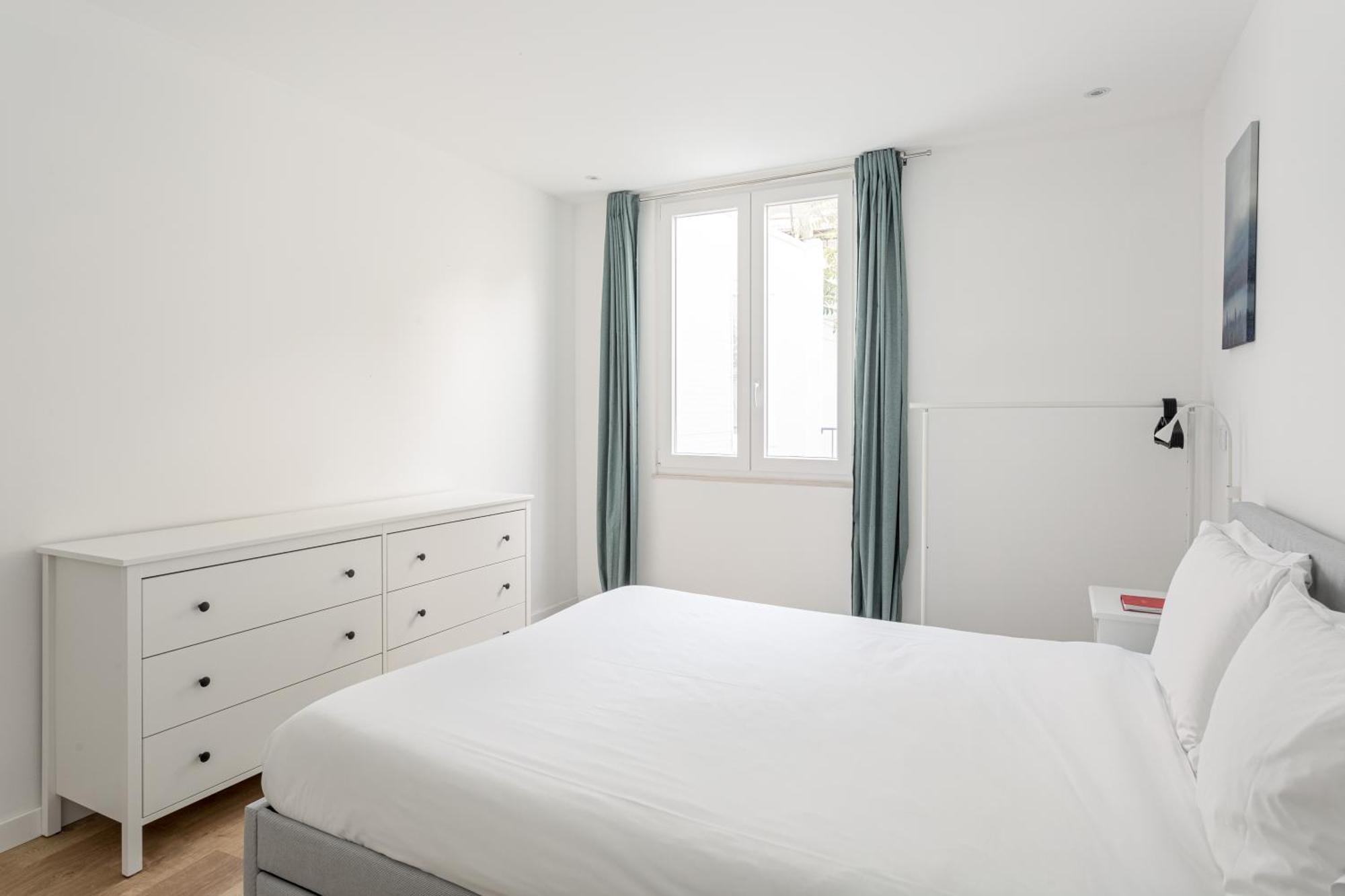 Joivy Minimalistic Apt W Patio In Principe Real Lisboa Eksteriør bilde